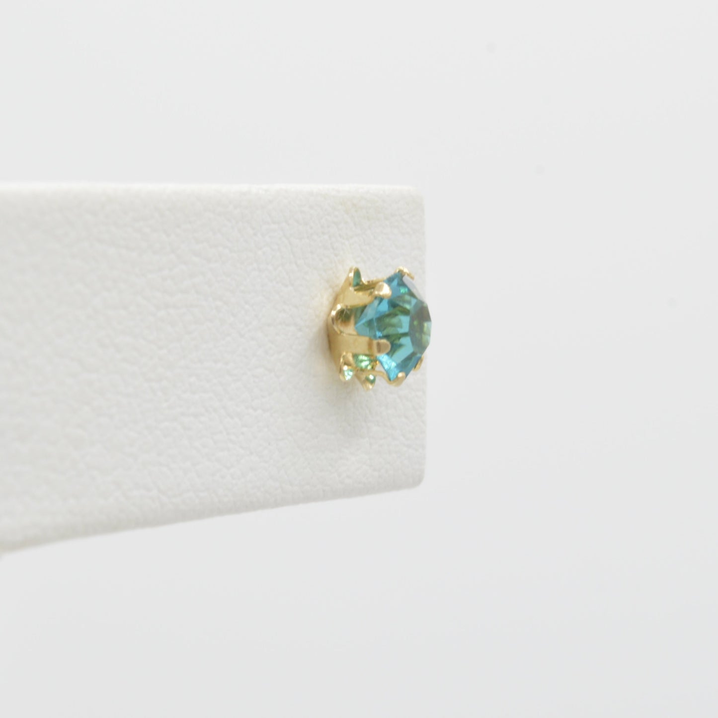 Apetite Studs, 14k