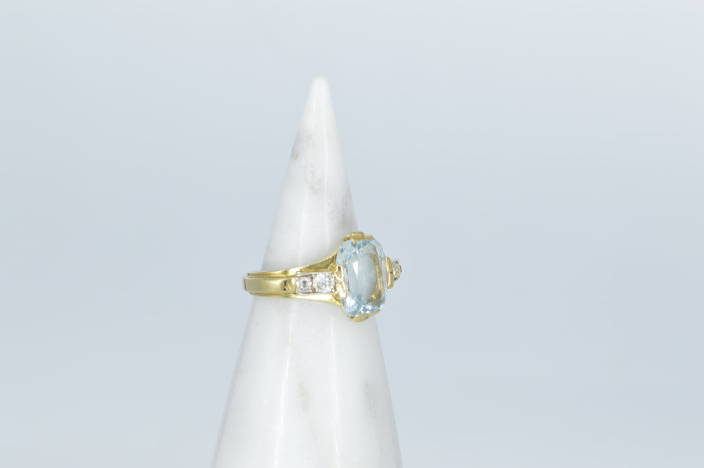 Aquamarine & Diamond Ring, 18k