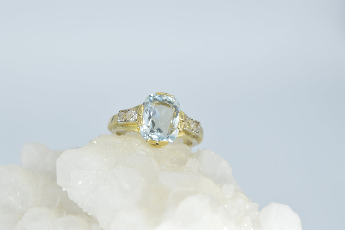 Aquamarine & Diamond Ring, 18k
